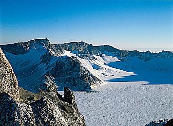 《蜡笔小新：煤炭镇的小白》发售一年 总销量超过30万份